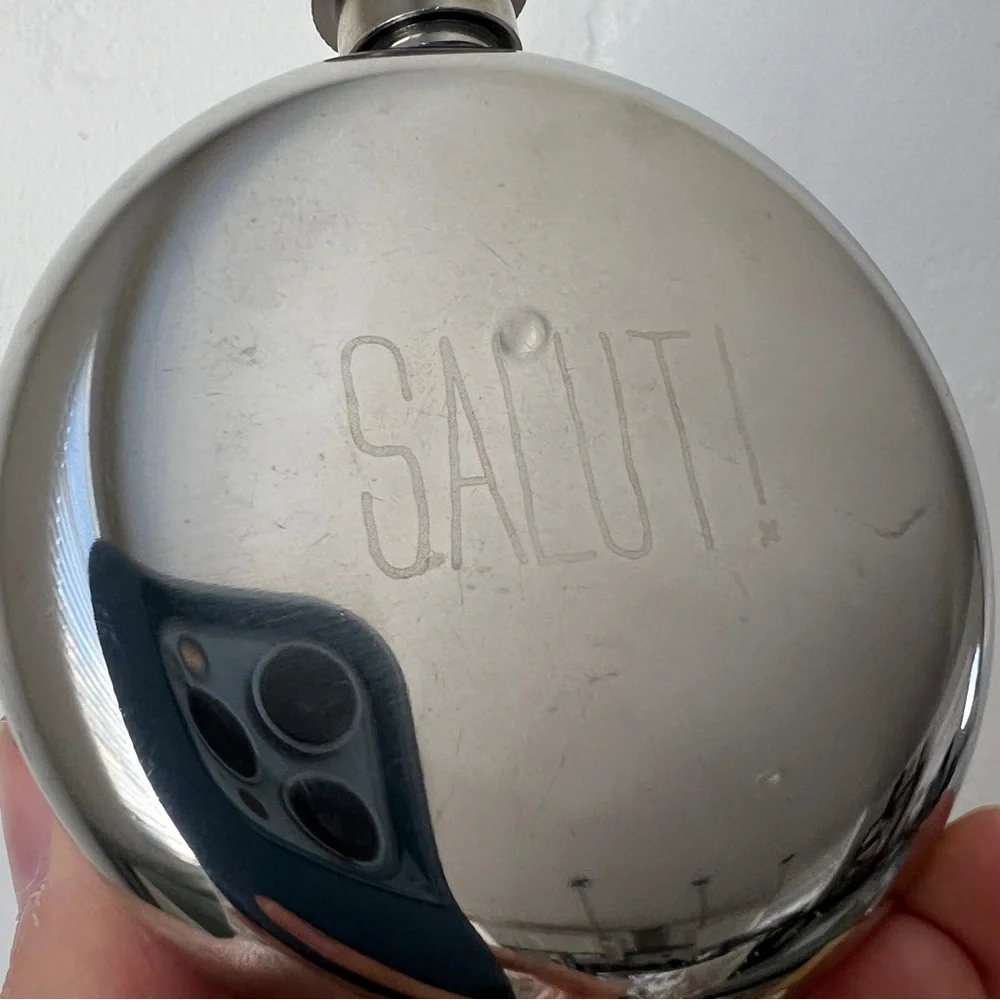 Isola Salut! Polished Stainless Steel 3oz round modern HIP FLASK pocket flask